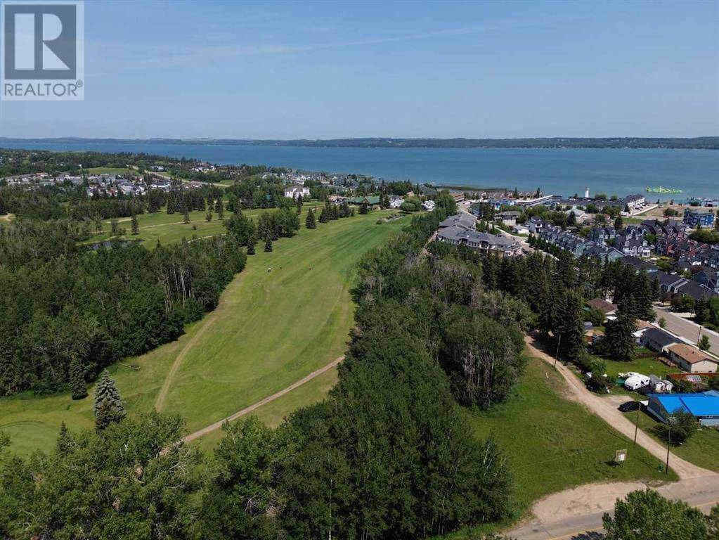 5310 50 Avenue, Sylvan Lake, AB T4S1E7