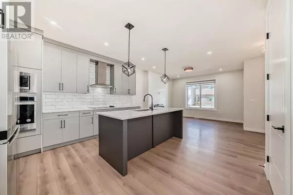 Calgary, AB T3J2j1,4834 87 Avenue NE