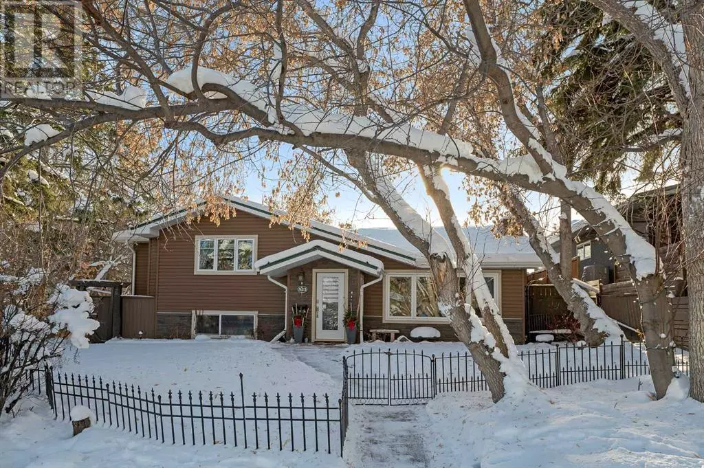 Calgary, AB T2K0H5,523 42 Avenue NW