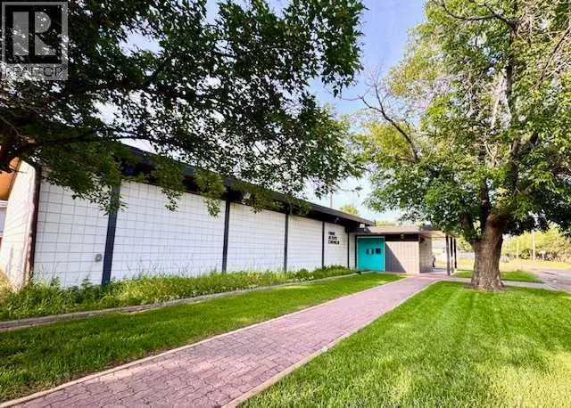 Edmonton, AB T5E4Y2,12703 109 Street NW