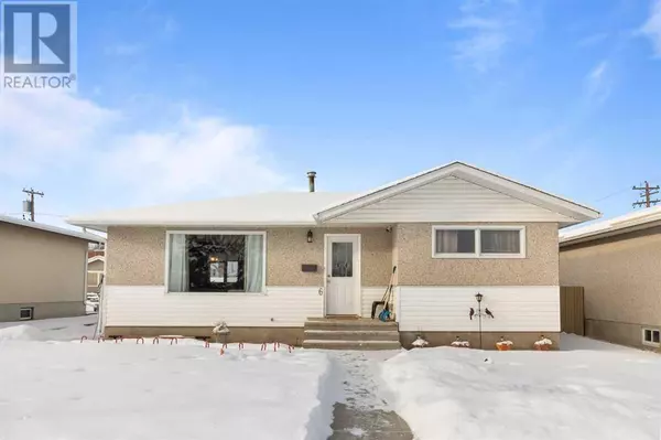 6 4 Street SE, Redcliff, AB T0J2P0