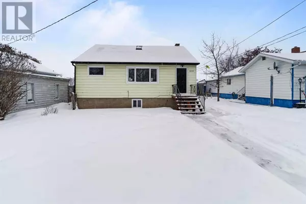 5219 50 Avenue, Camrose, AB T4V0T1