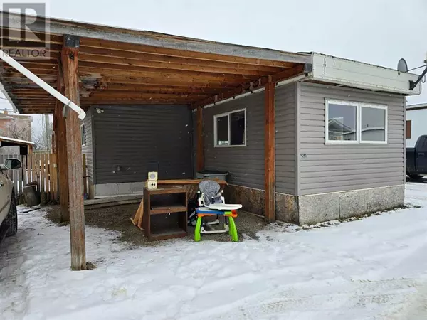 36, 422 55 Street, Edson, AB T7E1C4