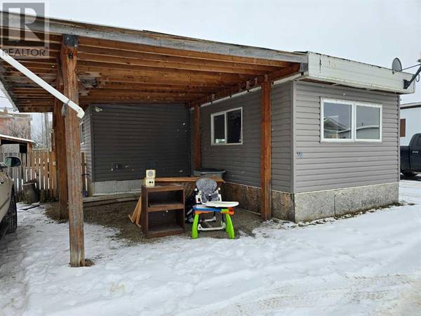 36, 422 55 Street, Edson, AB T7E1C4