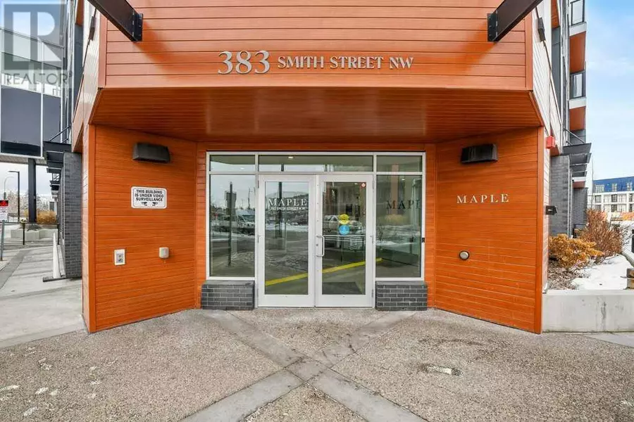 213, 383 Smith Street NW, Calgary, AB T3B6J9