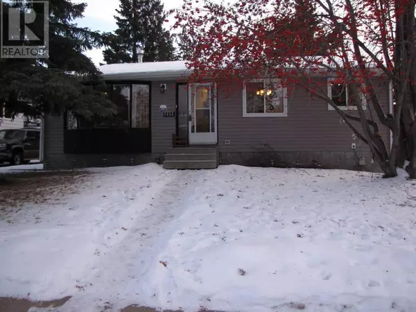 5223 37 Street, Innisfail, AB T4G1E4