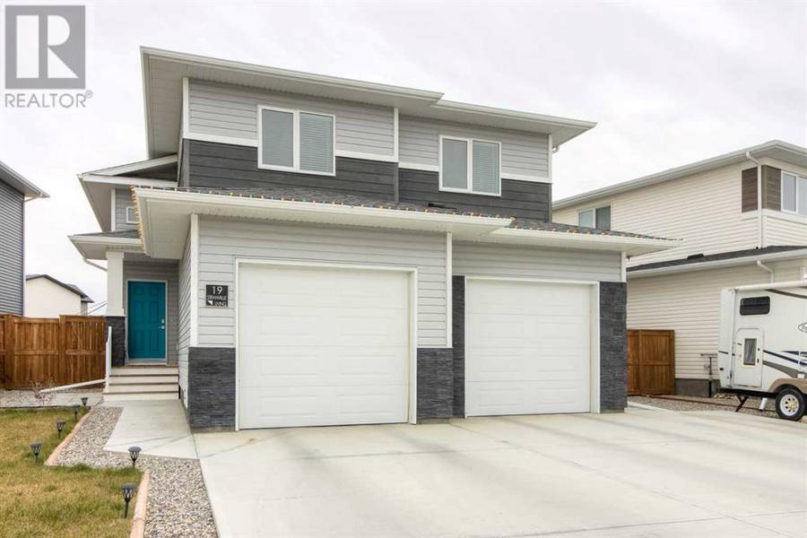 19 Montrose Way W, Lethbridge, AB T1J5T1