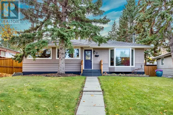 73 Langton Drive SW, Calgary, AB T3E5G1