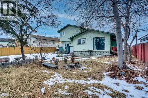 Calgary, AB T1Y5J2,190 Whitefield Drive NE