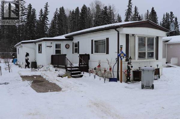 20, 422 55 Street, Edson, AB T7E1C4