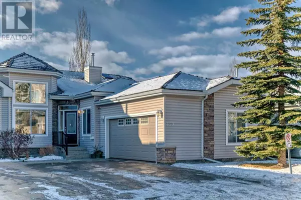 429 Rocky Vista Gardens NW, Calgary, AB T3G5V1