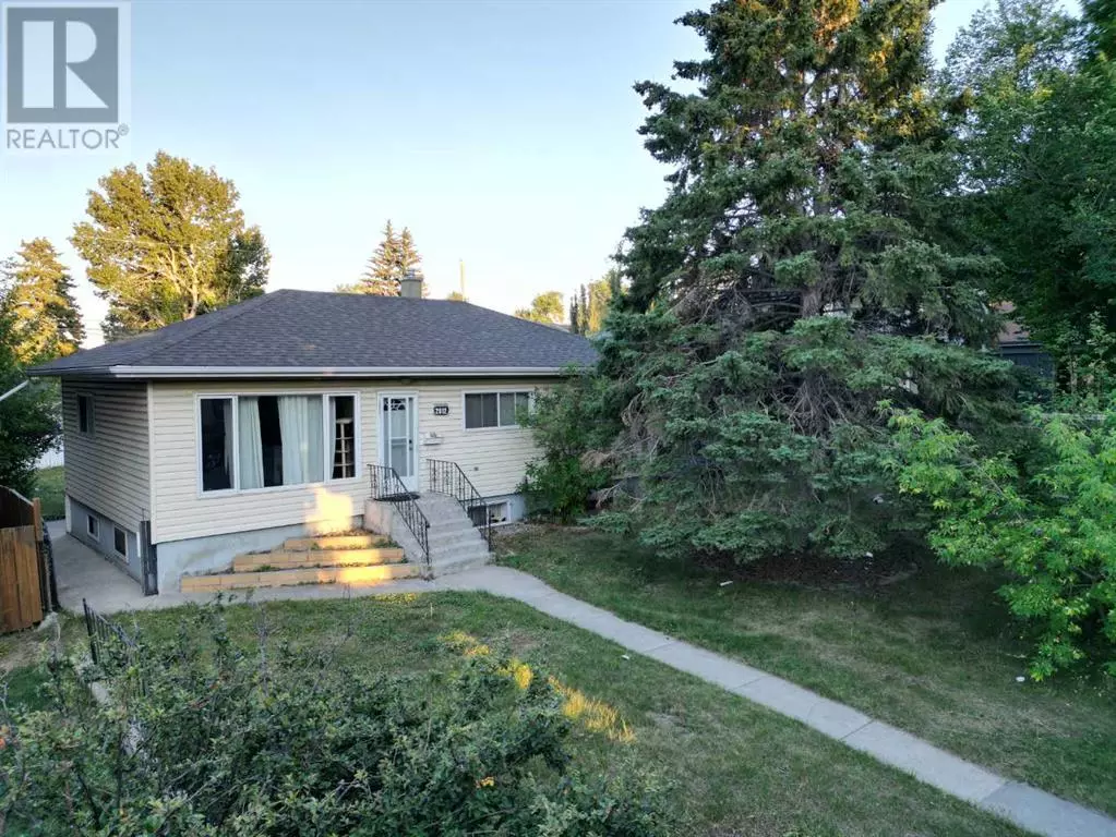 Calgary, AB T3E3A1,2812 36 Street SW