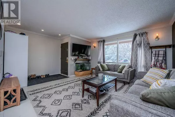 Calgary, AB T2W3G2,456 Cannington Close SW