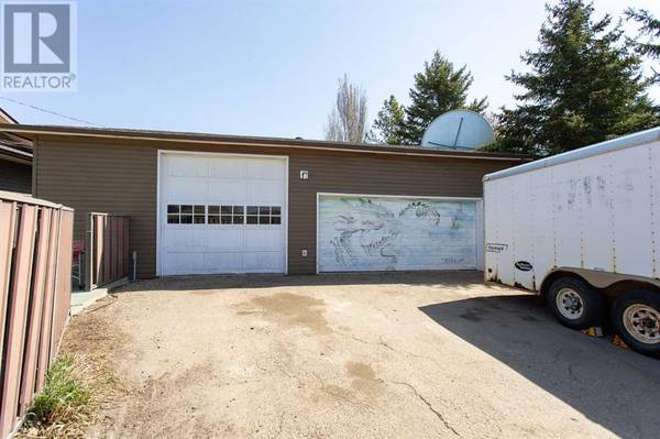 Lacombe, AB T4L1V8,5741 44 Avenue