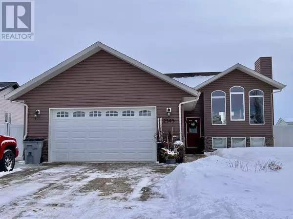 2505 10 Avenue, Wainwright, AB T9W1W3