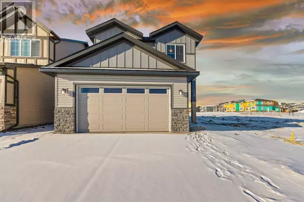 149 Vantage Drive, Cochrane, AB T4C3G3