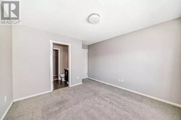 Calgary, AB T3K0R9,2316, 125 Panatella Way