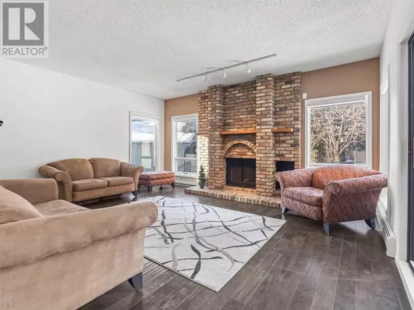 Calgary, AB T3B3B9,420 Varsity Estates Place NW