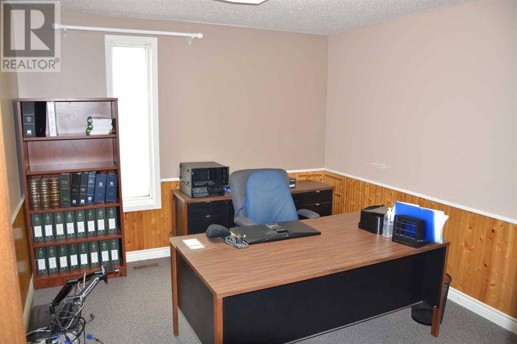 Peace River, AB T8S1S5,9910 97 Avenue
