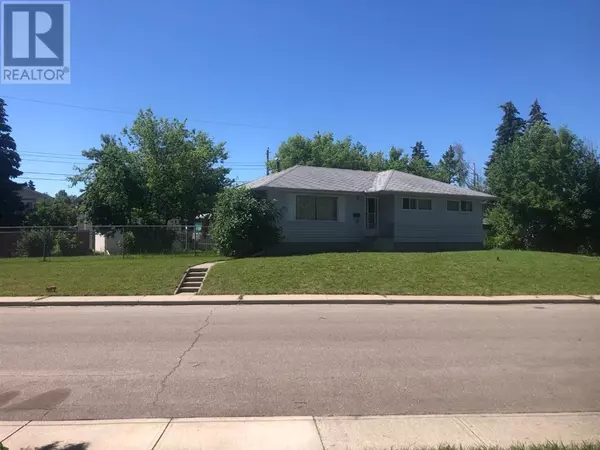 Calgary, AB T3C2P4,25 Rossmount Road SW