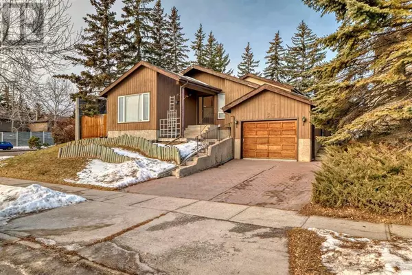 3 Hawkwood Drive NW, Calgary, AB T3G1Z2