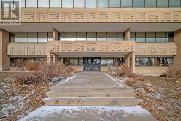 200, 3016 5 Avenue NE, Calgary, AB T2A6K4