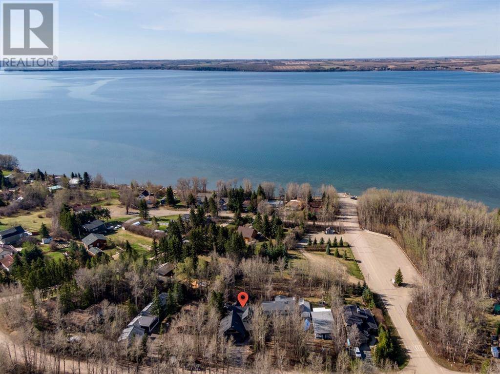 Sunbreaker Cove, AB T0C0J0,917 Sunhaven Way