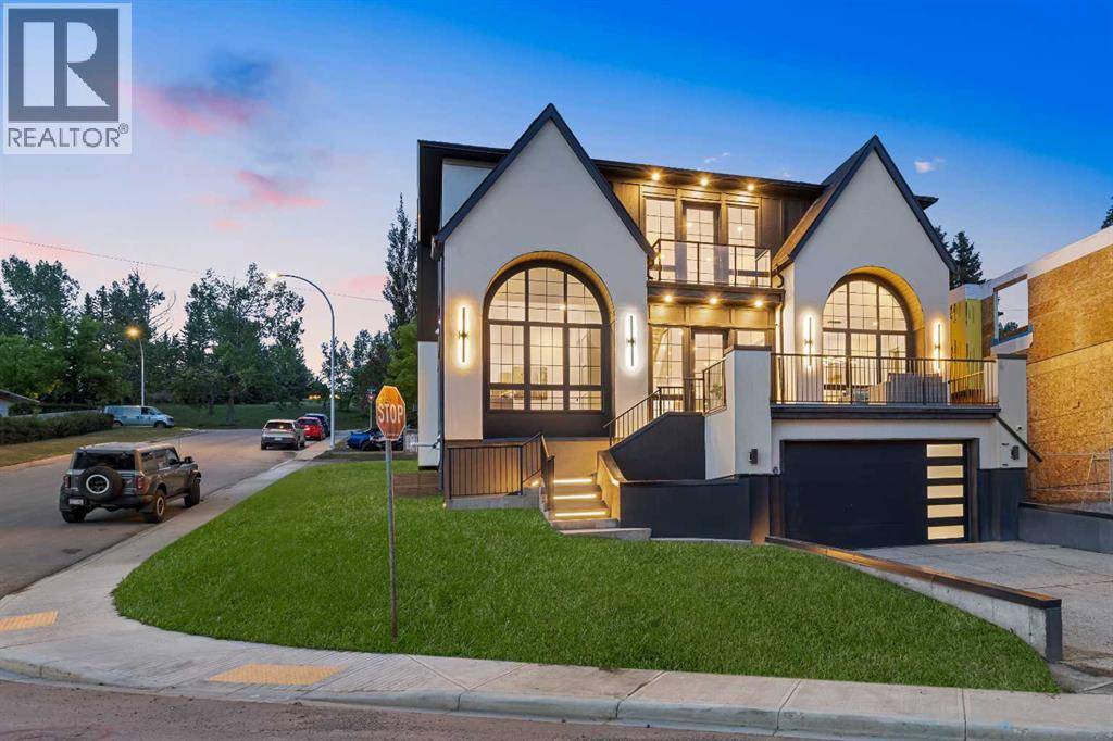 Calgary, AB T3B0Y5,4840 22 Avenue NW