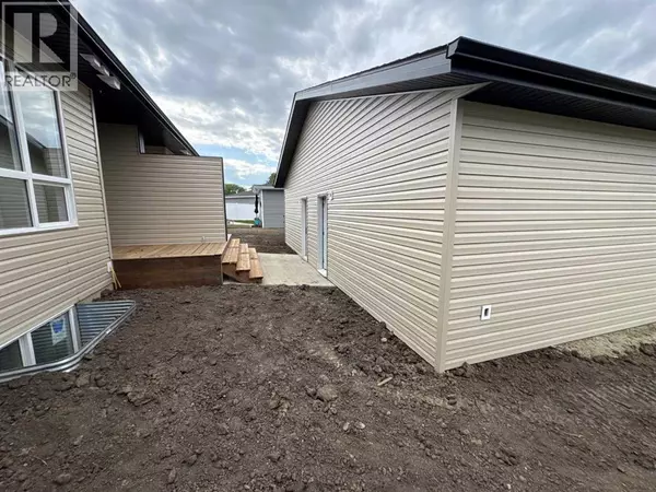 Sylvan Lake, AB T4S0W4,95 Gray Close