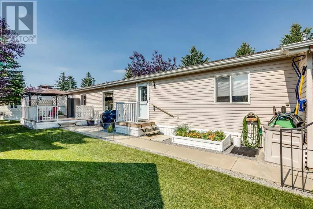 Red Deer, AB T4R2Z8,2135 Danielle Drive