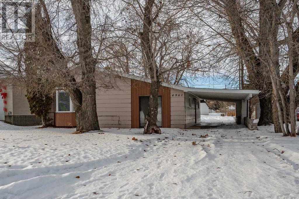 4961 49 Street, Sedgewick, AB T0B4C0