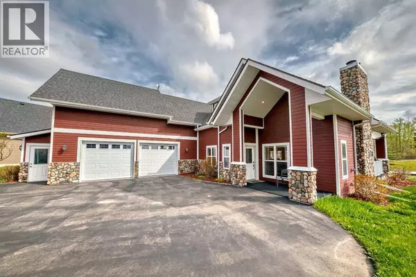 Rural Ponoka County, AB T0C2J0,559 Summer Crescent