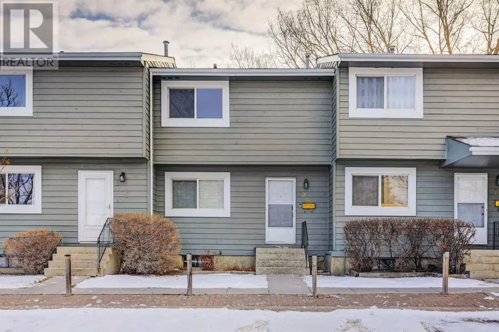 Airdrie, AB T4B1J6,524, 500 Allen Street SE