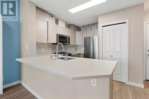 Calgary, AB T2R1S6,2407, 1053 10 Street SW