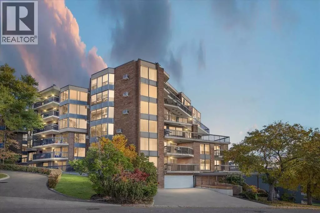 Calgary, AB t2e5a6,302, 320 Meredith Road NE