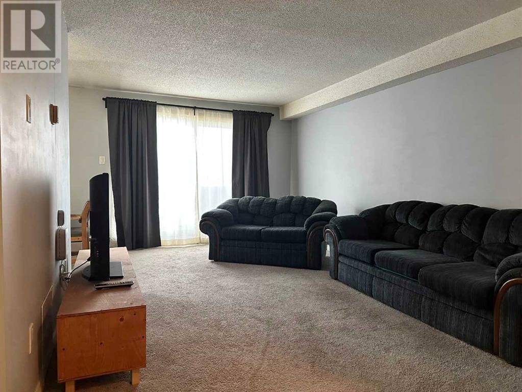 Fort Mcmurray, AB T9H3Z9,7, 7 Clearwater Crescent