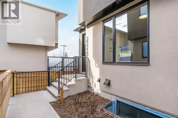 Calgary, AB T2T1E8,5, 2220 26 Avenue SW