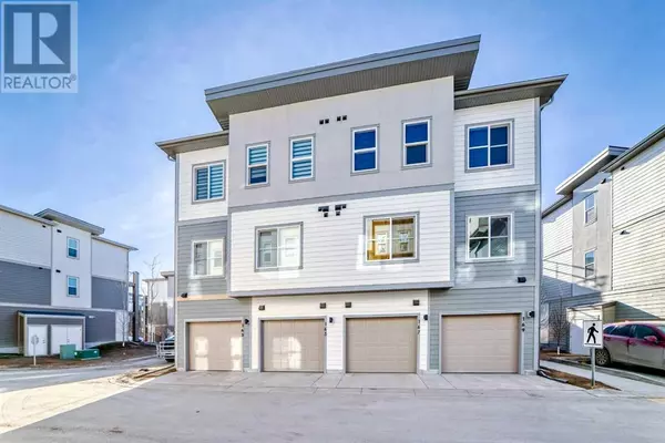 165, 2117 81 Street SW, Calgary, AB T3H6H5