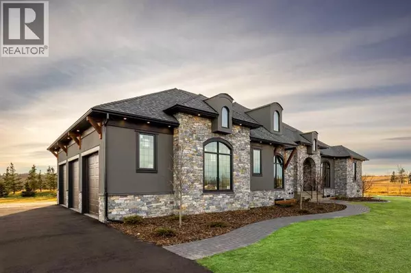 17 Silverhorn Park, Rural Rocky View County, AB T3R1C9