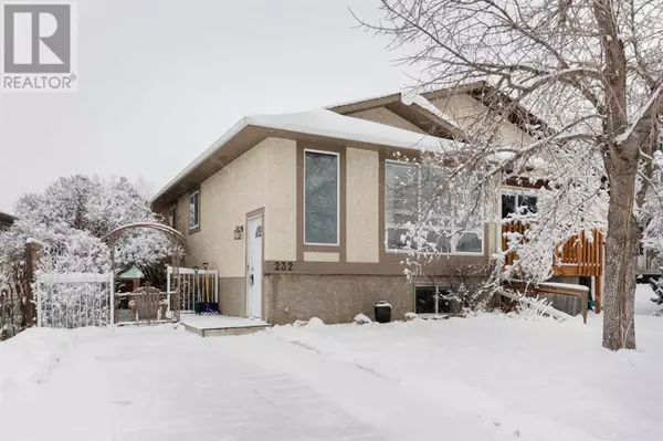 232 Jensen Drive NE, Airdrie, AB T4B1P6