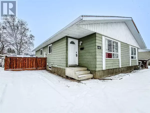 9506 76 Avenue, Grande Prairie, AB T8V4T6