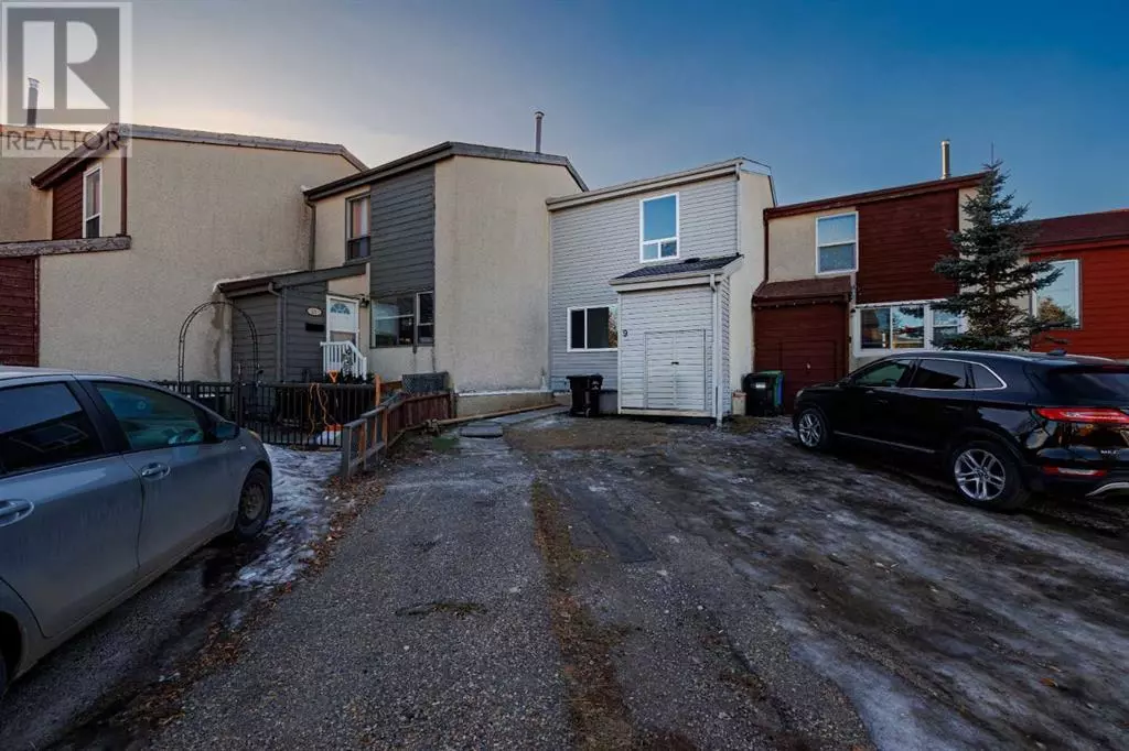 Calgary, AB T2A5N4,9 Penworth Close SE