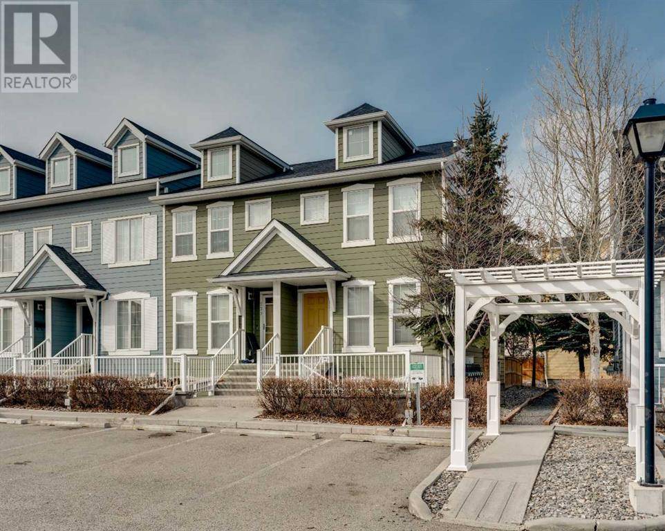 Calgary, AB T2Z1A8,537 Mckenzie Towne Close SE