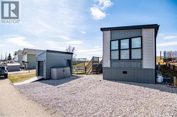 Rural Red Deer County, AB T0M1R0,5013, 25054 South Pine Lake Road