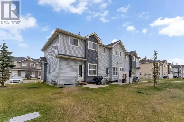 Calgary, AB T3J0C1,351, 111 Tarawood Lane NE