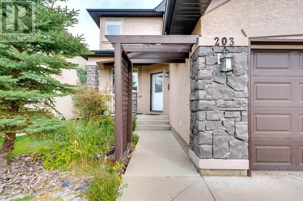 Calgary, AB T2Y3Y8,203 Evergreen Heights SW