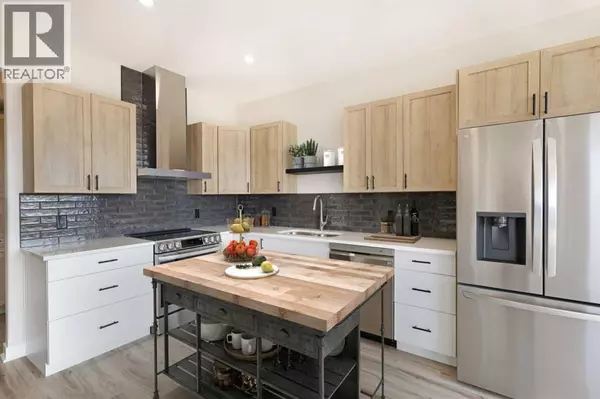 Lake Newell Resort, AB T1R0Y5,43 Kingfisher Estates Drive