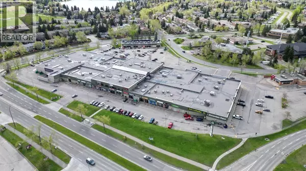 212, 240 Midpark Way, Calgary, AB T2X1N4