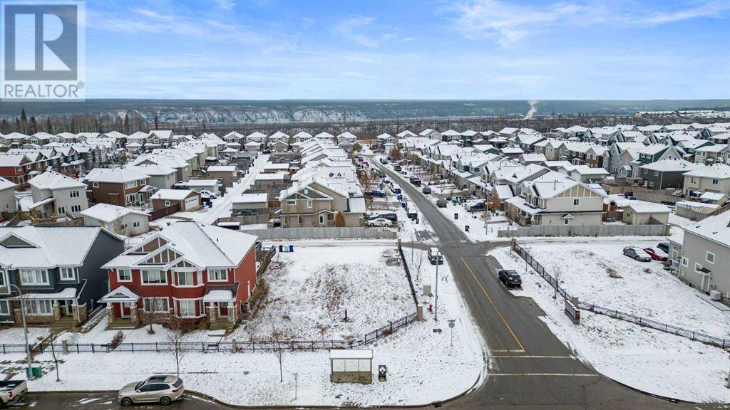 221 Heritage drive, Fort Mcmurray, AB T9K0X9