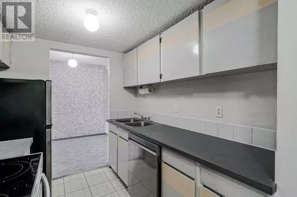 Calgary, AB T2T1C7,103, 1633 26 Avenue SW